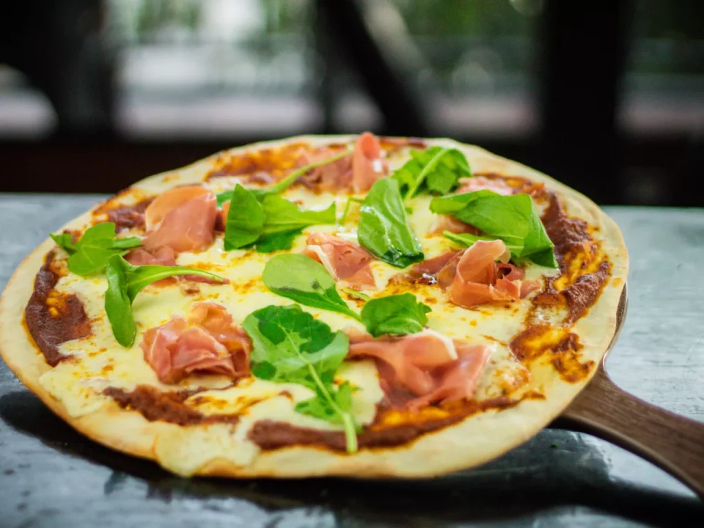 Pizzas a la piedra [SOLO PARA LOCALES BARRIO ITALIA & PEDRO VALDIVIA]